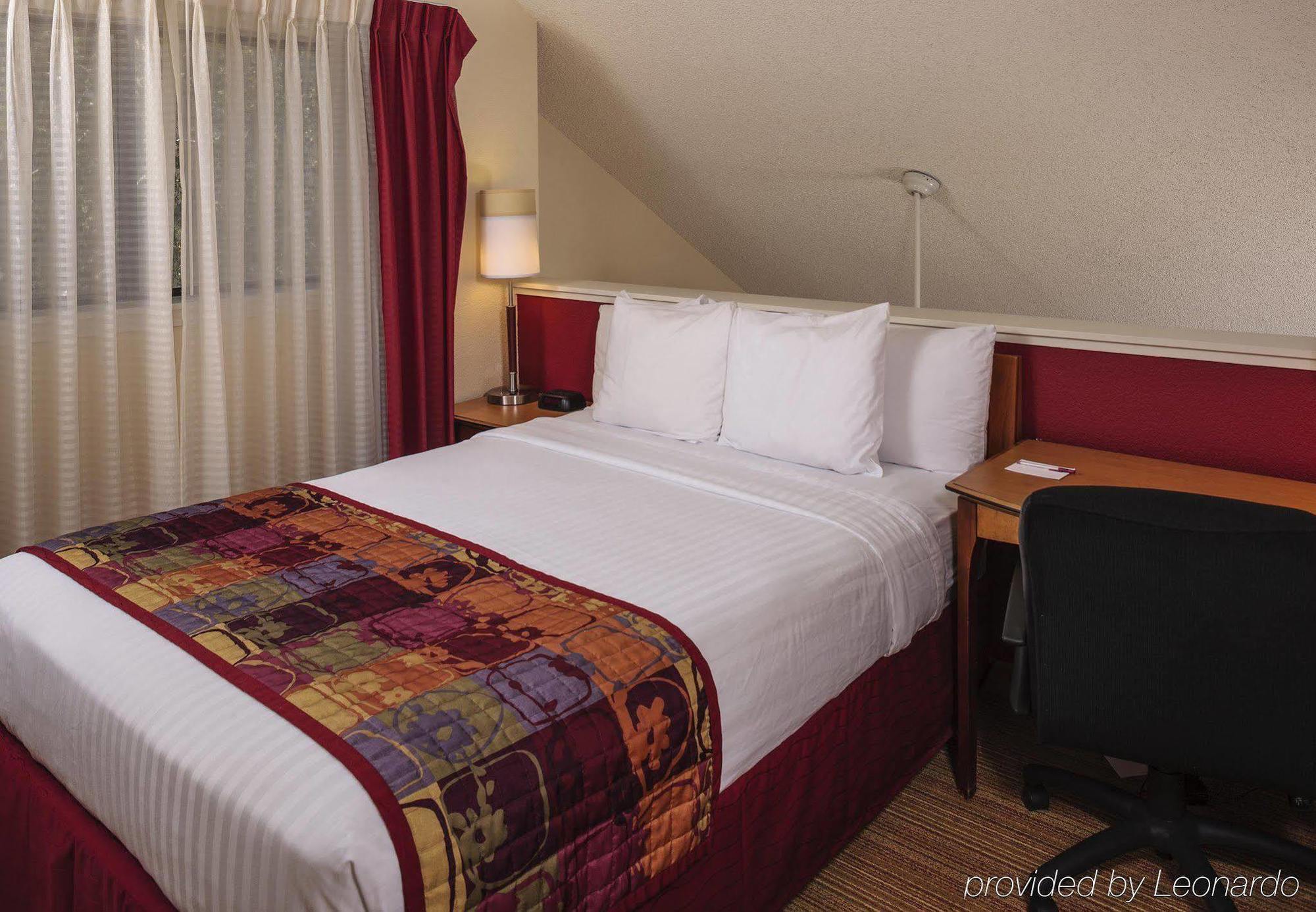 Residence Inn San Jose キャンベル 部屋 写真